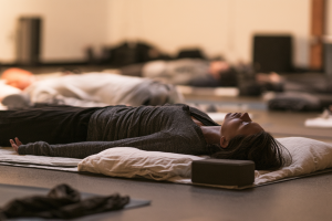 yuj_es_yoga_yoga_nidra_conscious_dreamin_--ar_169_--profile_f_2267020e-e7f7-4cbb-a907-12731fbd858a_3